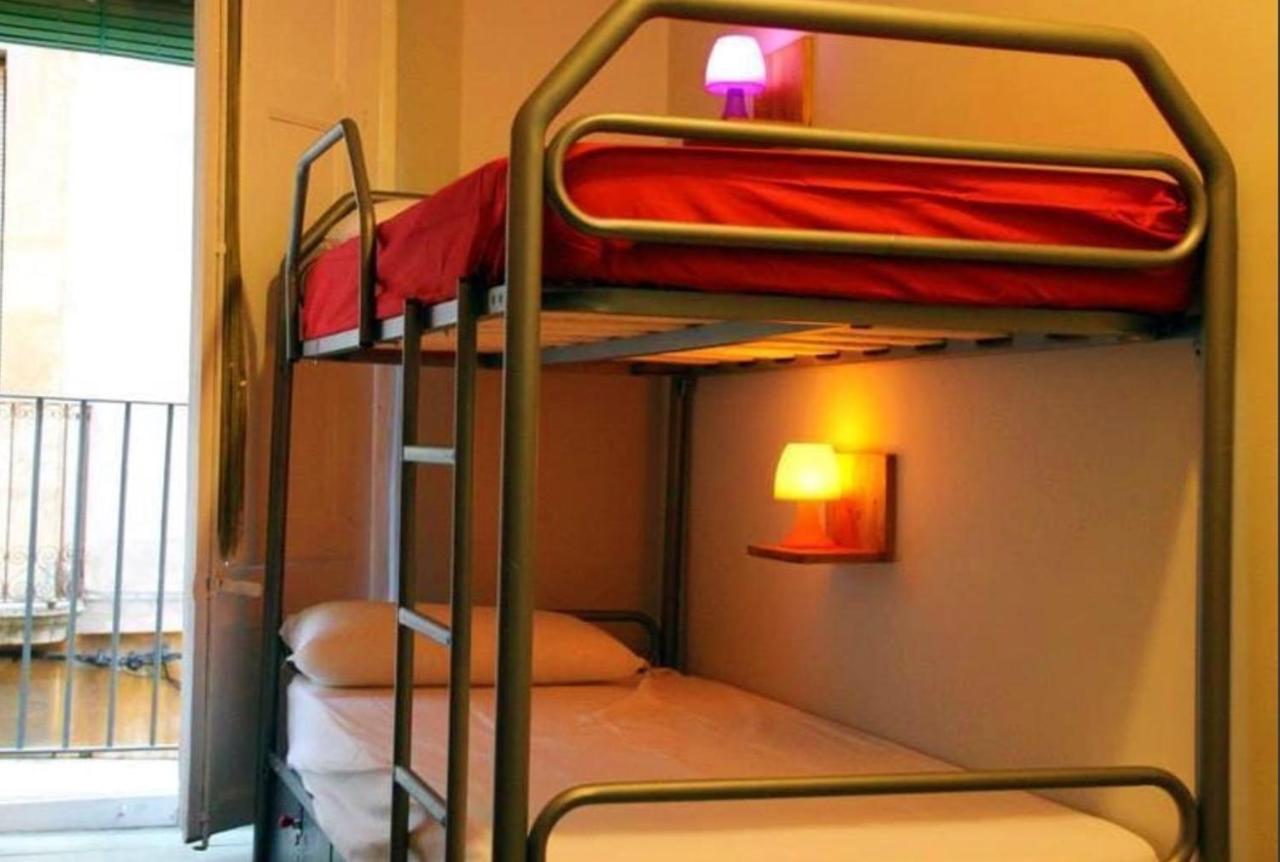 La Nau Rooms Tarragona Exteriör bild
